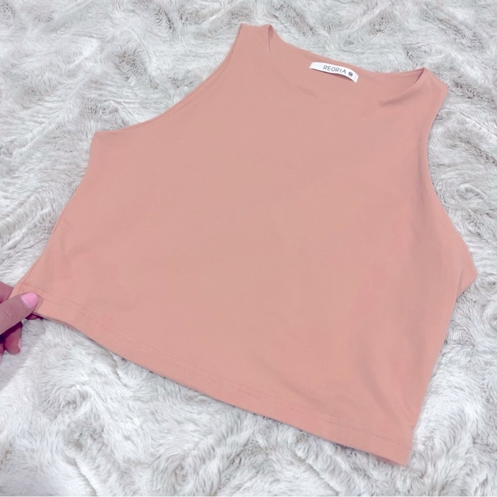 Light Pink Crop Tank Top 💗 Tik Tok Fave from Amazon 💗 Size Medium